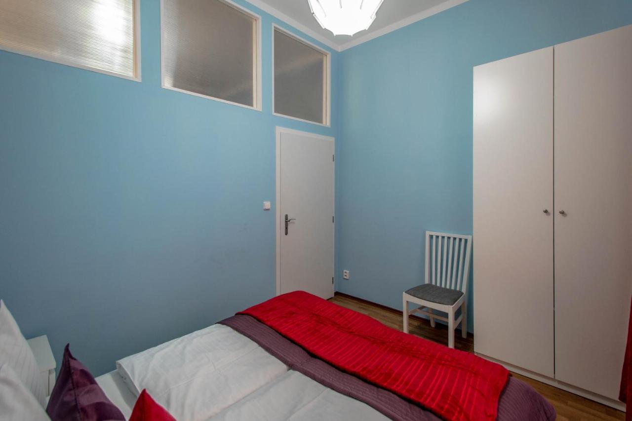 Ruzova Apartment By Ruterra Praga Esterno foto