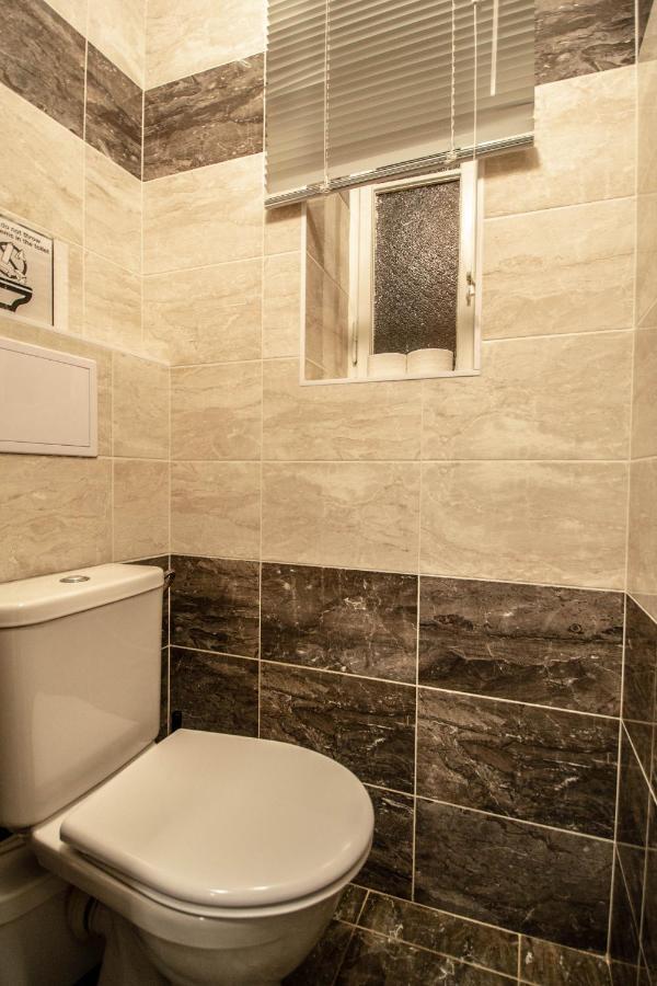 Ruzova Apartment By Ruterra Praga Esterno foto